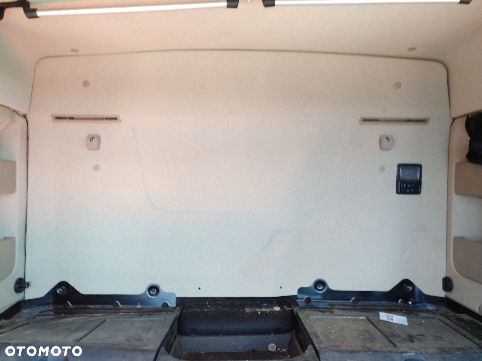 Tapicerka ściany Mercedes Actros MP4 Arocs Antos