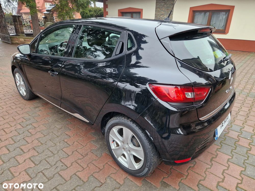 Renault Clio 0.9 TCe Limited - 32