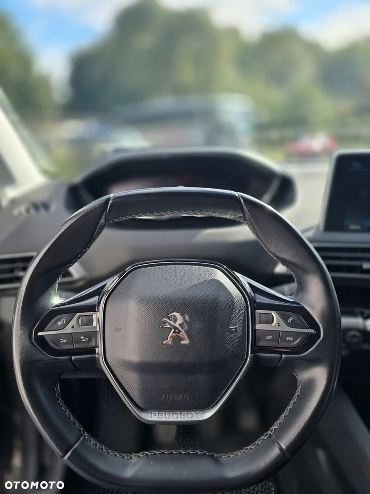 Peugeot 3008 1.2 PureTech Access S&S - 19