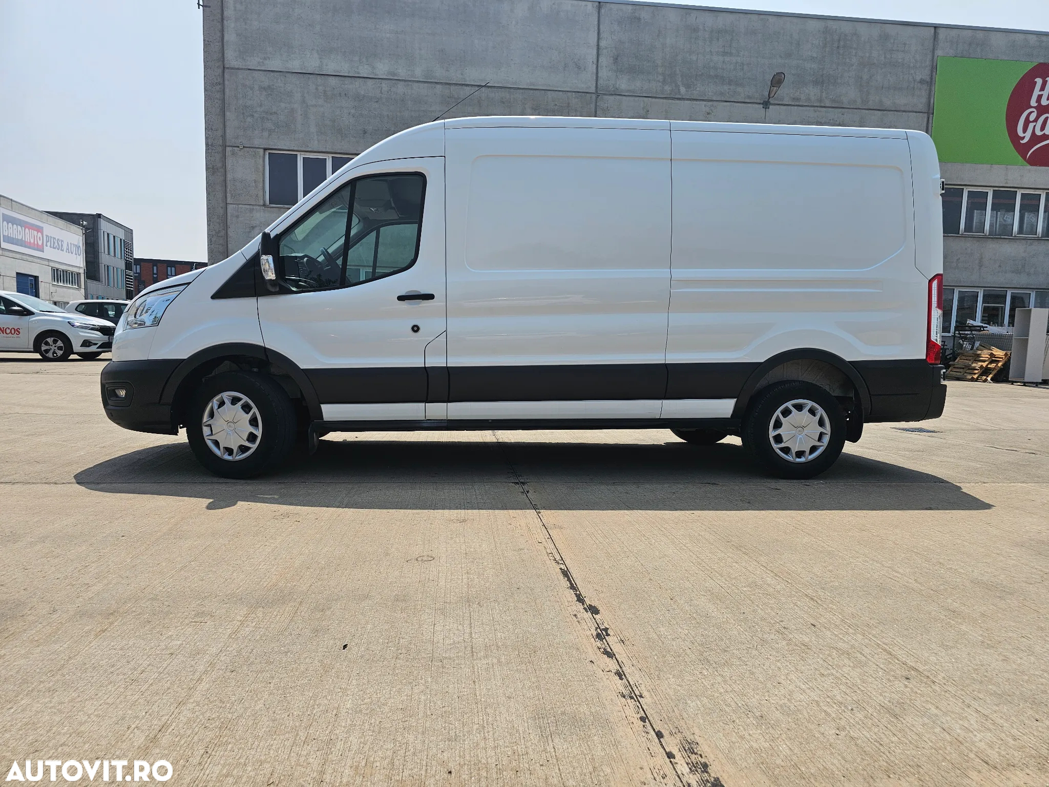 Ford Transit 2.0 Ecoblue L3H2 130 cp - 4
