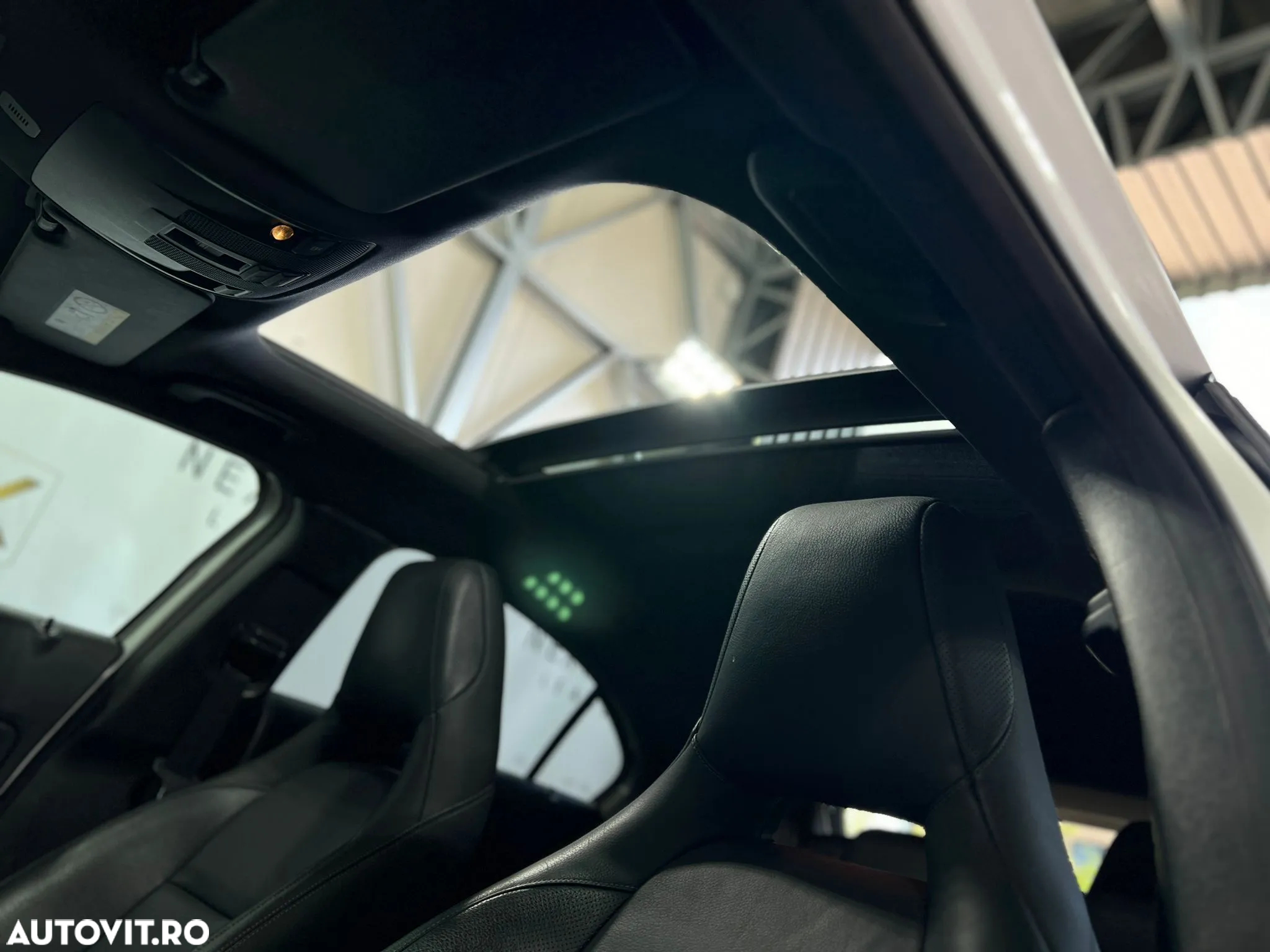 Mercedes-Benz A 45 AMG 4MATIC Aut. - 23