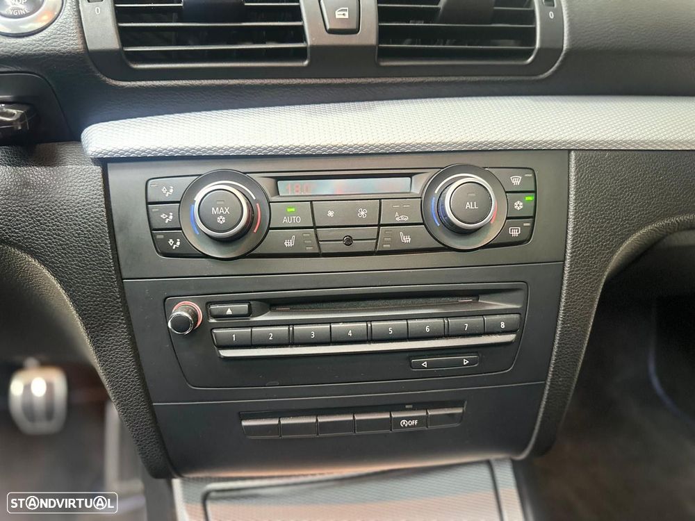 BMW 120 d DPF Edition Sport - 21