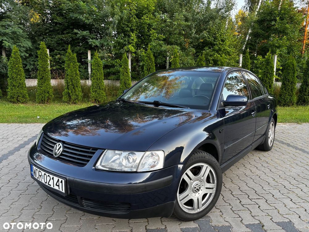 Volkswagen Passat 1.9 TDI CL - 1
