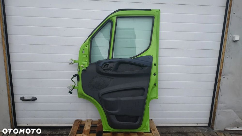 DRZWI PRAWE PRZÓD PRZEDNIE IVECO DAILY 14- NO 925/118 - 2