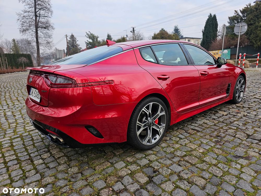 Kia Stinger 3.3 T-GDI V6 GT AWD - 3