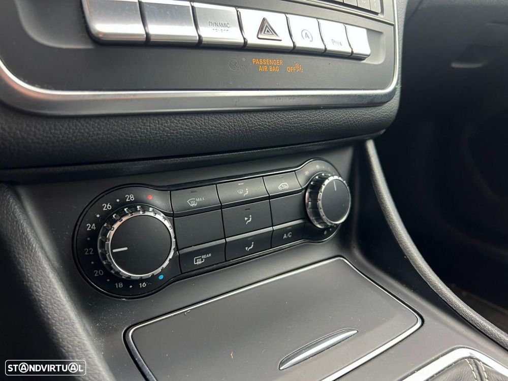 Mercedes-Benz CLA 180 d AMG Line - 12