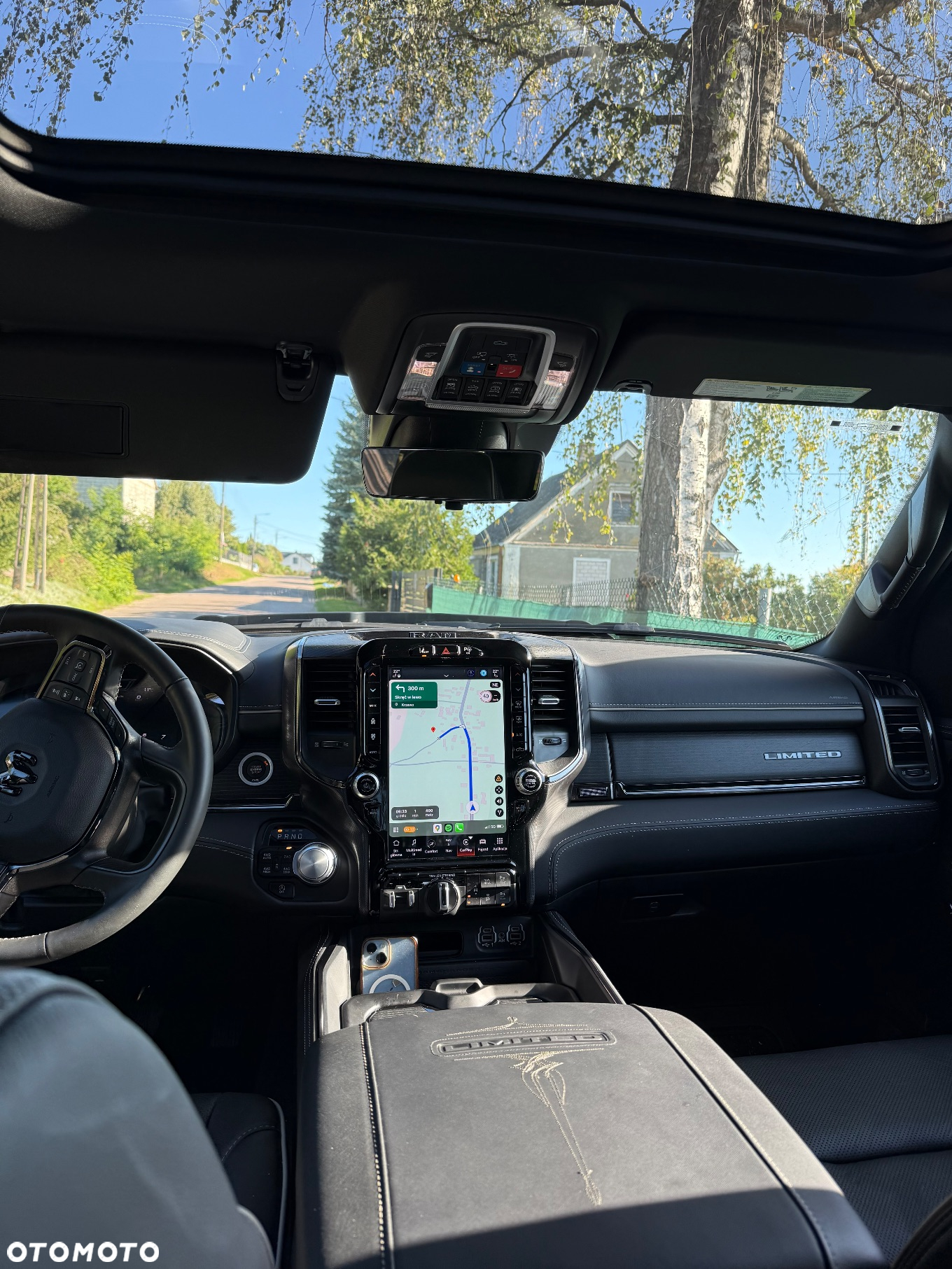 RAM 1500 5.7 Crew Cab Shortbed Limited Black - 12