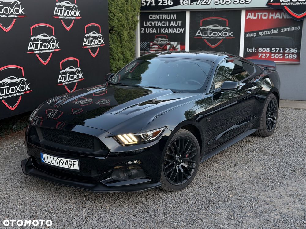 Ford Mustang - 1