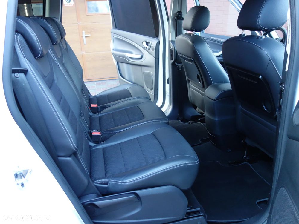 Ford Galaxy 2.0 TDCi Titanium - 24