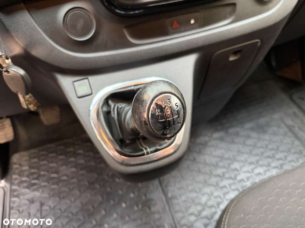 Opel VIVARO - 21