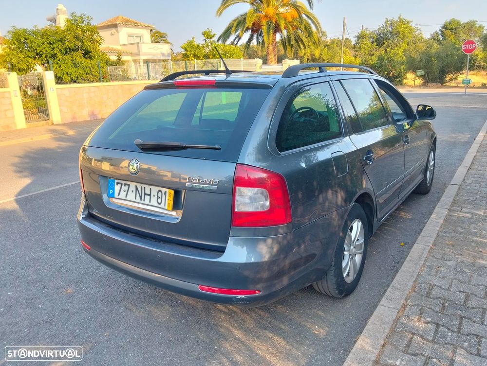 Skoda Octavia Break 1.6 TDi Greenline Conforto - 3