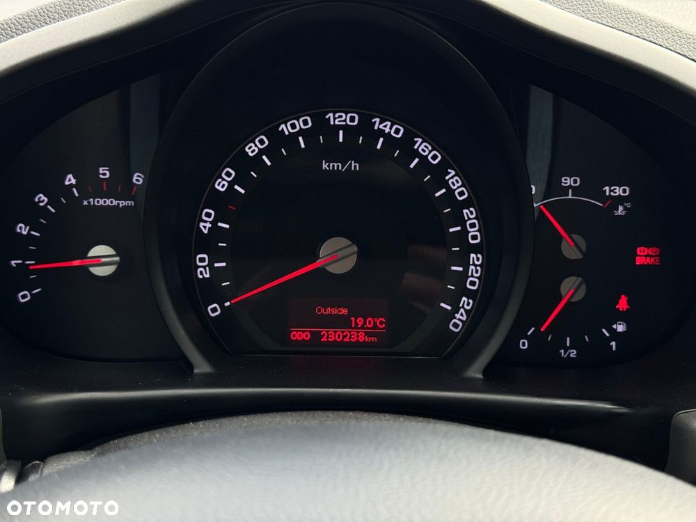 Kia Sportage 1.7 CRDI XL 2WD - 25