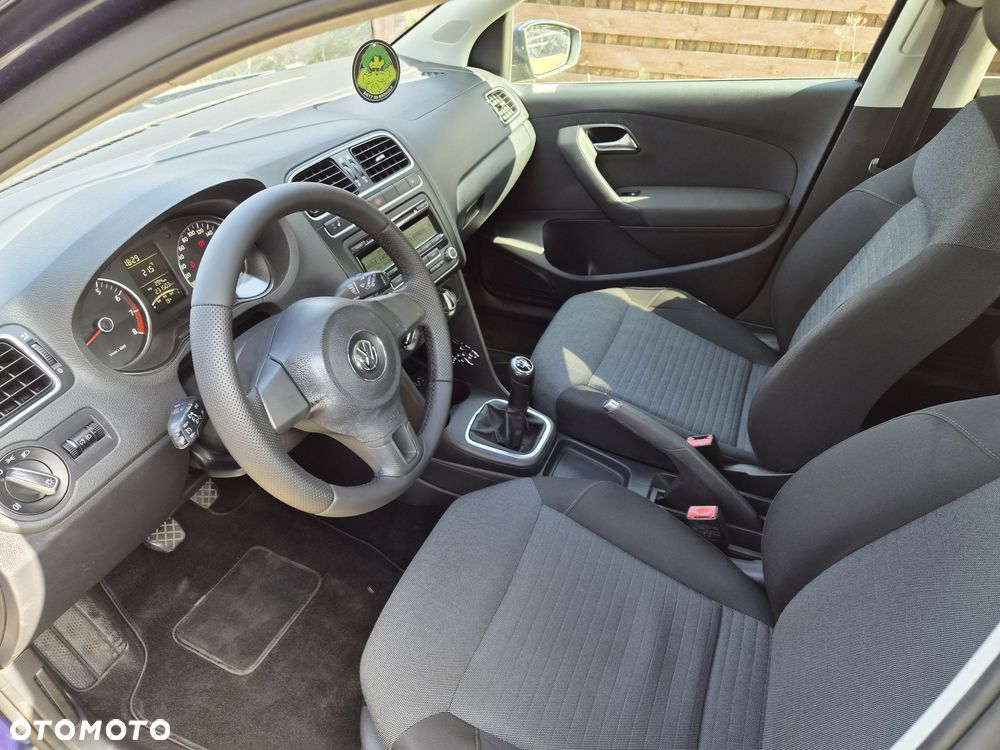 Volkswagen Polo - 8
