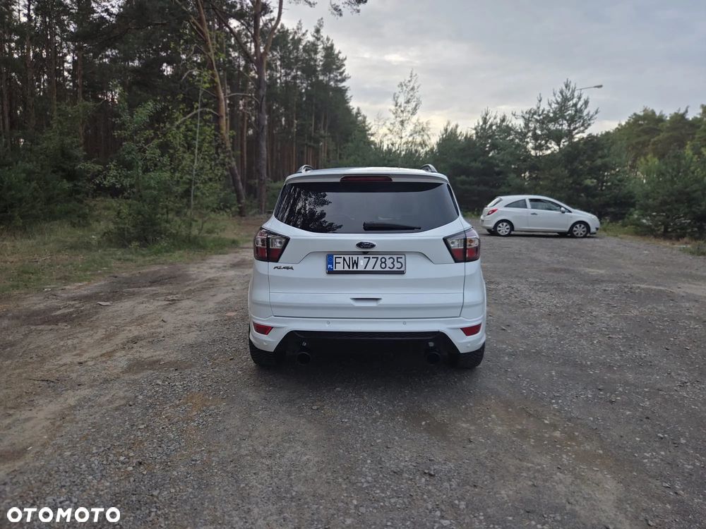 Ford Kuga 2.0 TDCi 4x4 ST-Line - 4