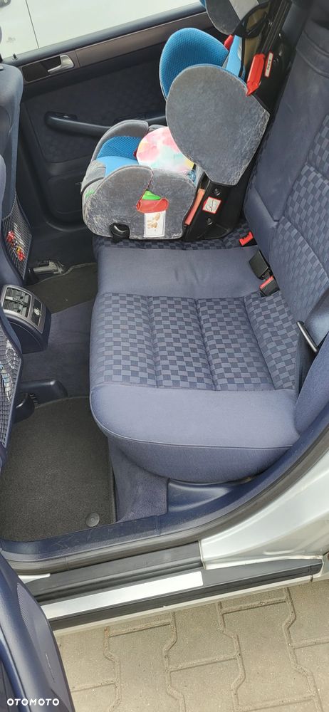 Audi A6 Avant - 27