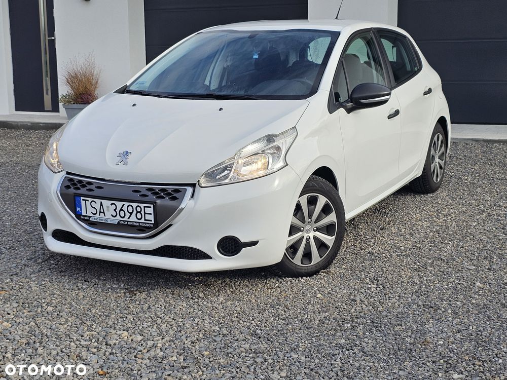 Peugeot 208 - 6