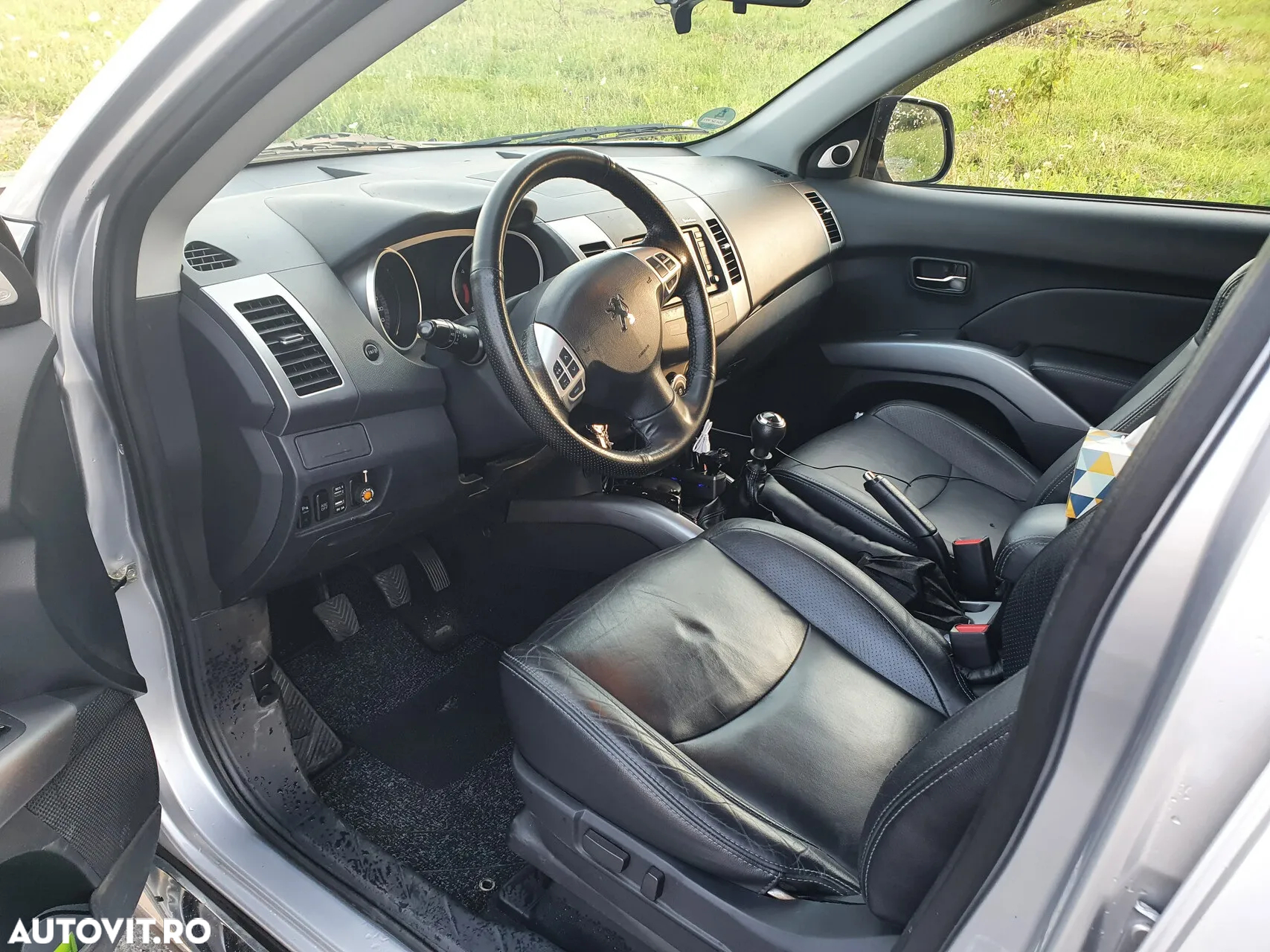 Peugeot 4007 HDI FAP 7-Sitzer Platinum - 7