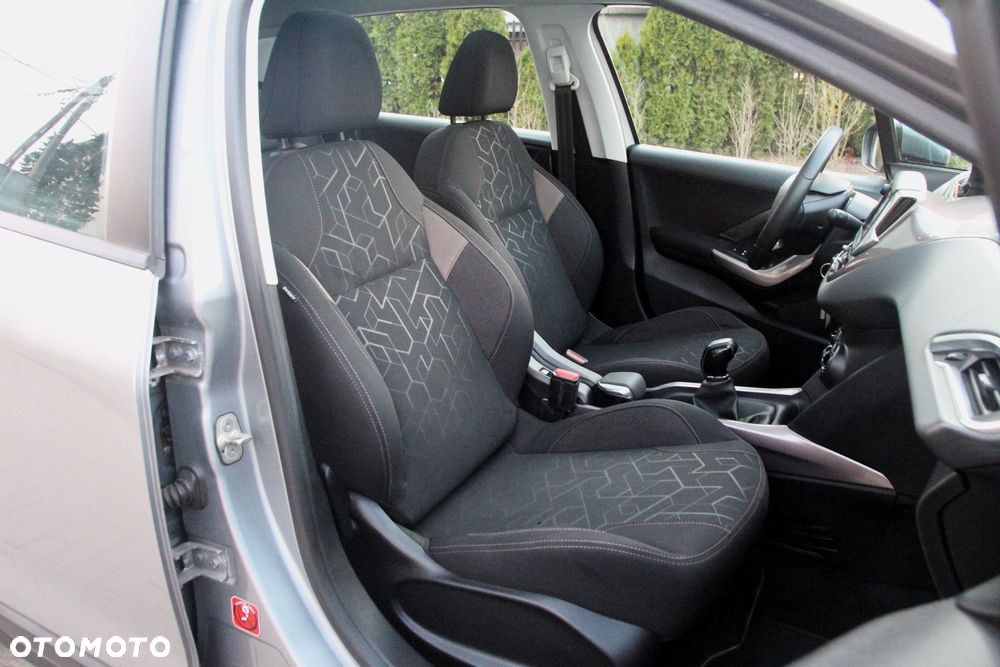Peugeot 2008 1.6 e-HDi Active S&S - 33