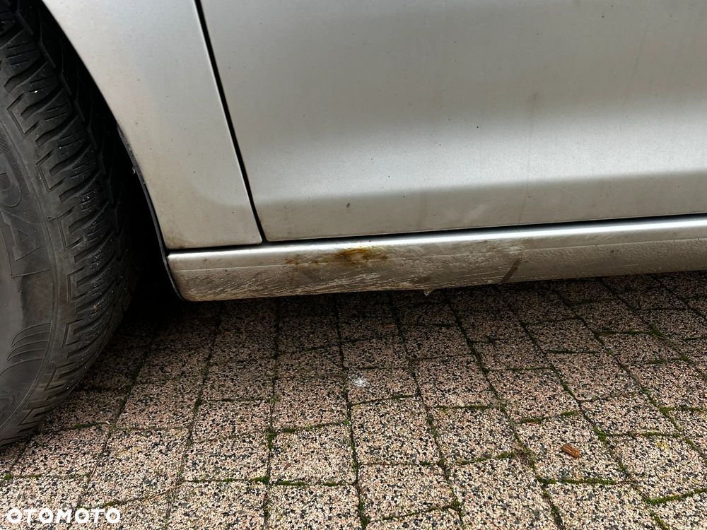 Volkswagen Golf Variant 2.0 TDI Highline - 26
