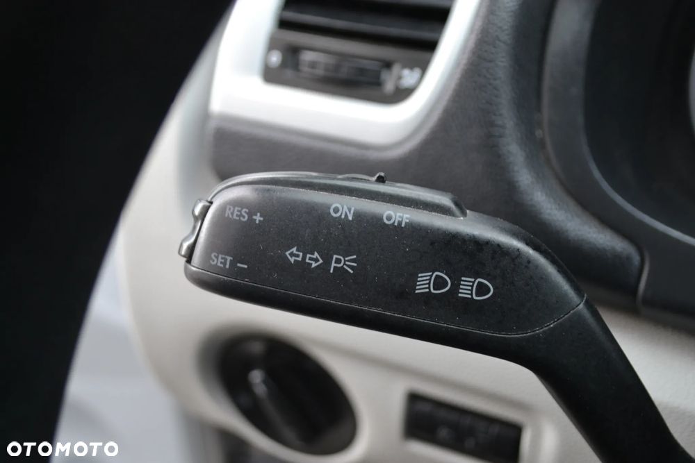 Skoda Fabia 1.4 16V Ambiente - 29