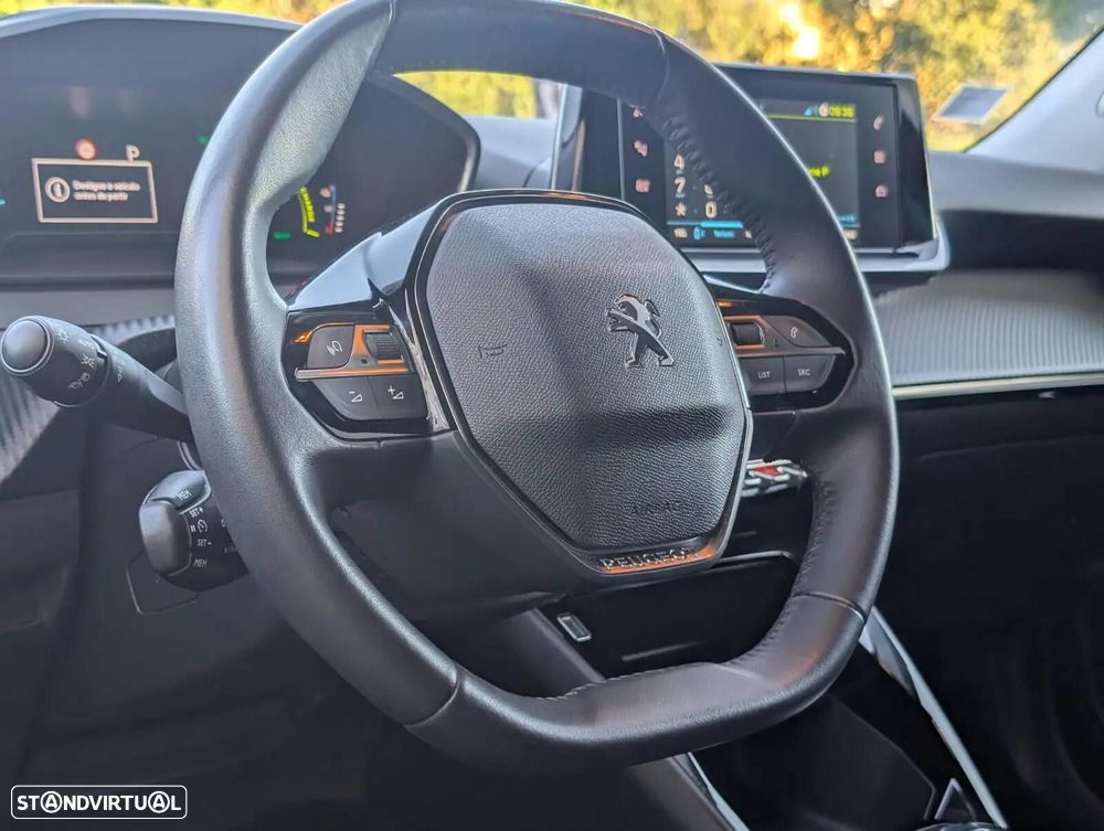 Peugeot e-2008 50 kWh Style - 9