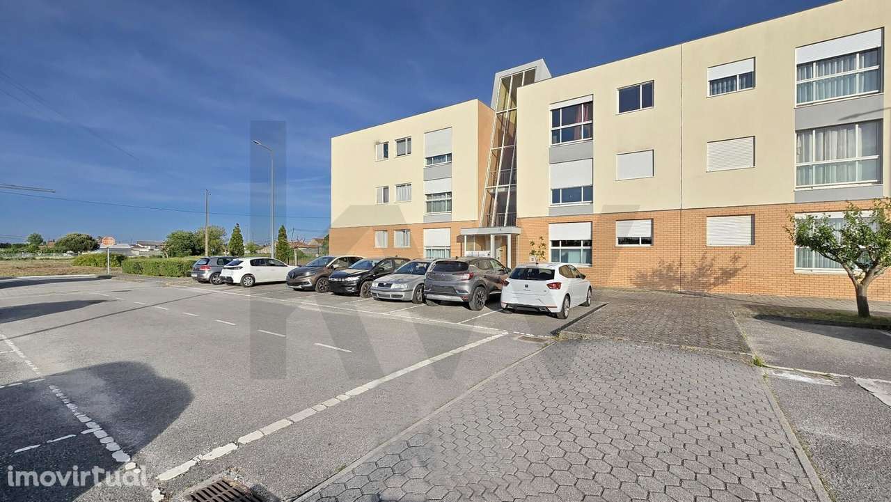 Apartamento T2 - Grande imagem: 2/35