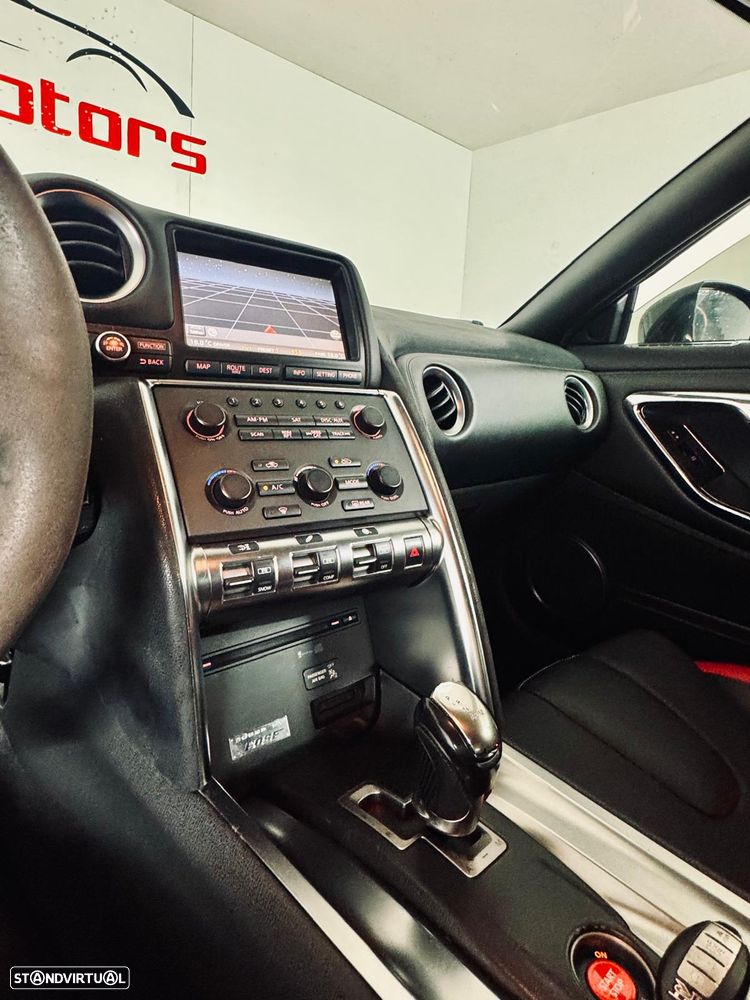 Nissan GT-R 3.8 V6 Black Edition - 20