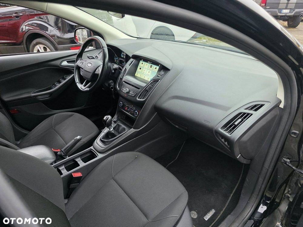 Ford Focus 1.0 EcoBoost Gold X (Edition) - 30