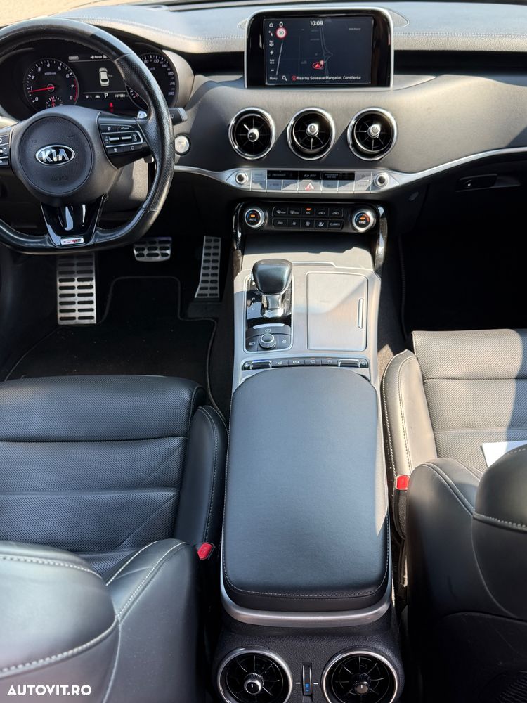Kia Stinger 2.0 T-GDI RWD GT Line - 6
