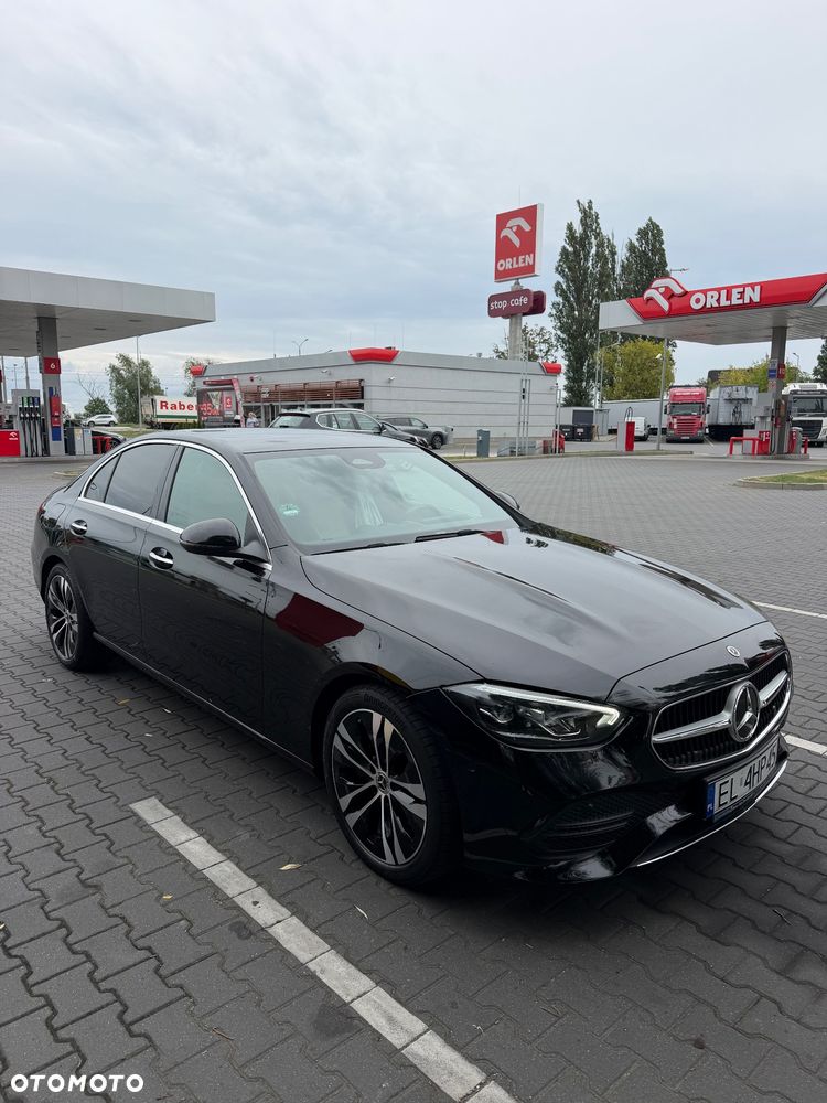 Mercedes-Benz Klasa C 200 mHEV - 21