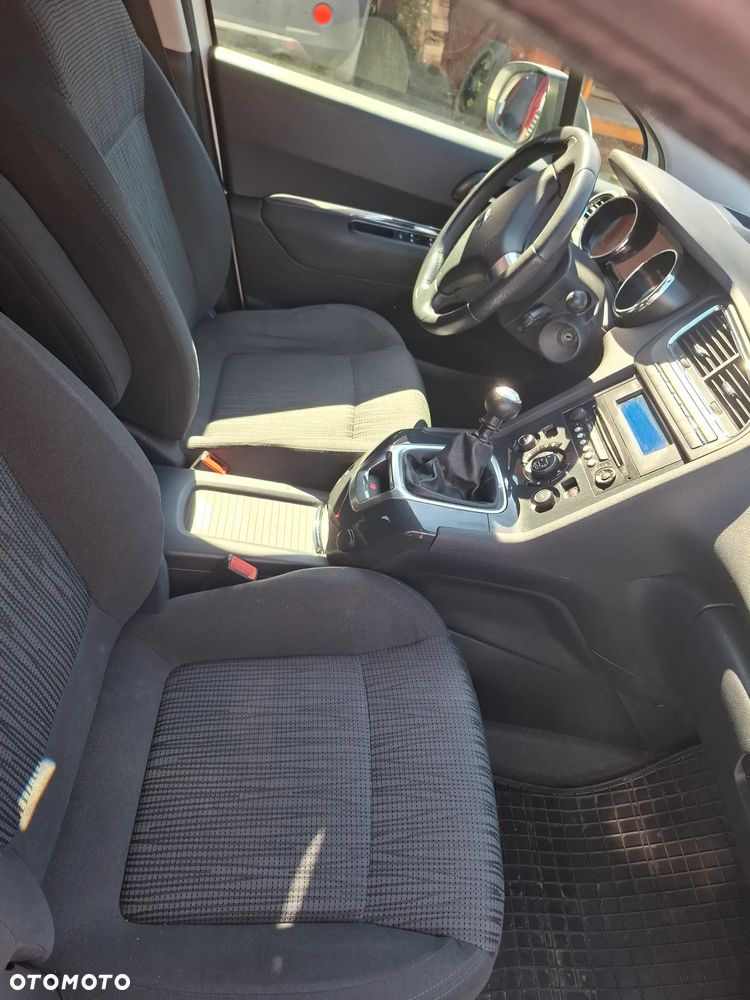 Peugeot 5008 1.6 HDi Premium - 9