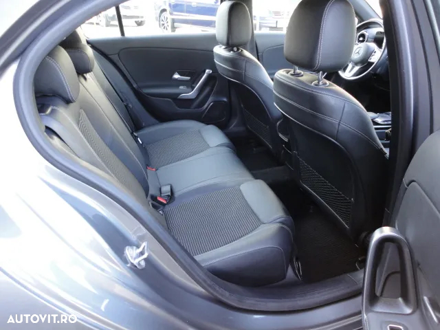 Mercedes-Benz A 180 d Aut. - 16