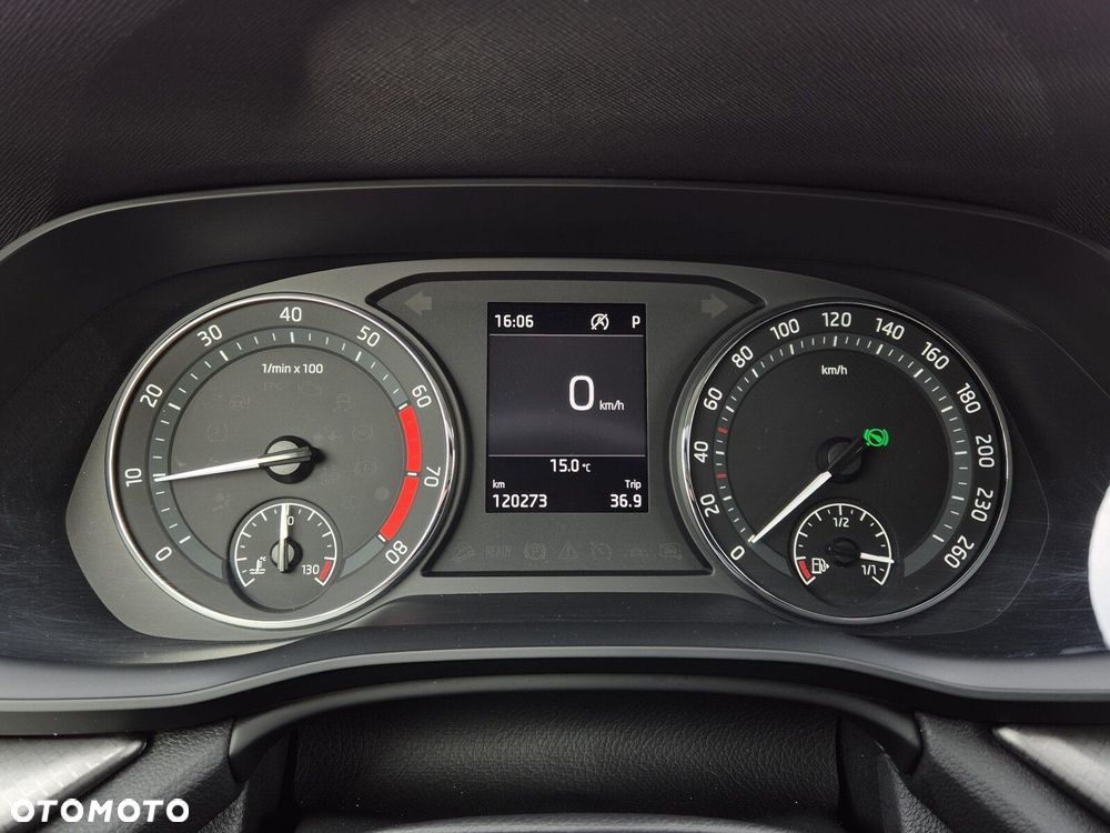 Skoda Octavia 1.5 TSI e-Tec Ambition DSG - 18