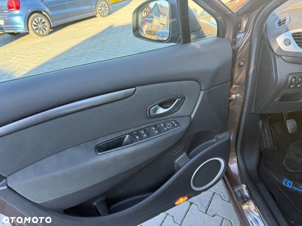 Renault Grand Scenic TCe 130 Dynamique - 10