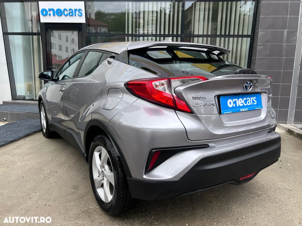 Toyota C-HR - 3