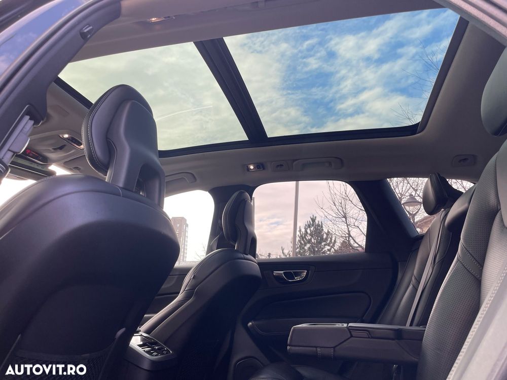 Volvo XC 60 D5 AWD Geartronic Inscription - 25