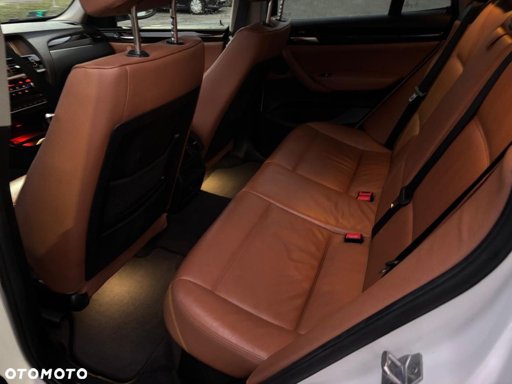 BMW X3 xDrive20d xLine - 12