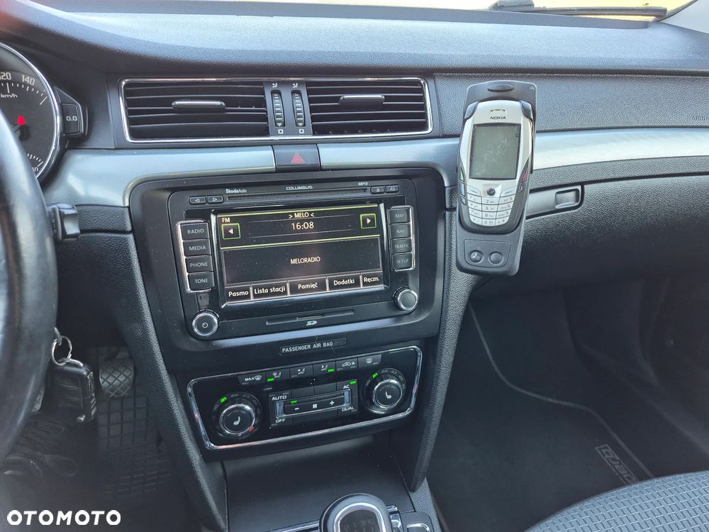 Skoda Superb 2.0 TDI PD Elegance - 13