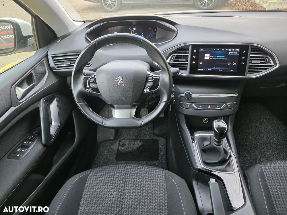 Peugeot 308 PureTech 130 GPF Stop & Start Allure Pack - 13