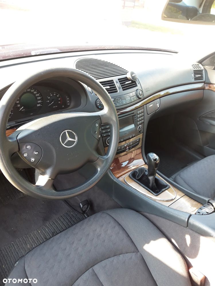 Mercedes-Benz Klasa E - 12