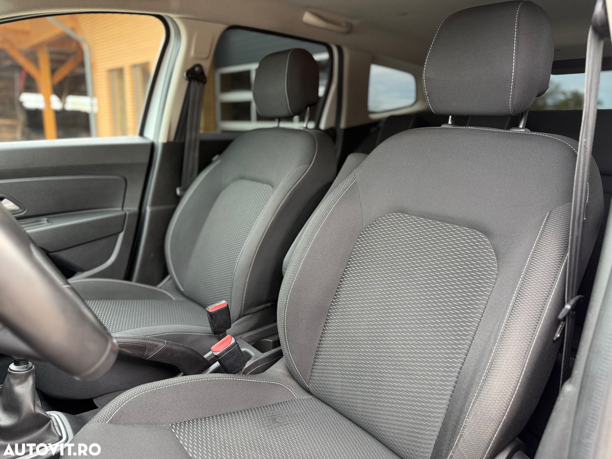 Dacia Duster 1.5 Blue dCi 4WD Prestige jante 16" - 8