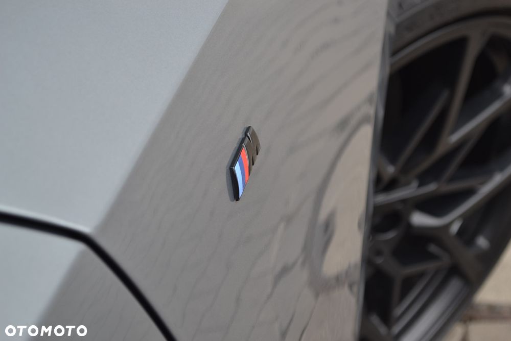 BMW Seria 3 330i M Sport sport - 11