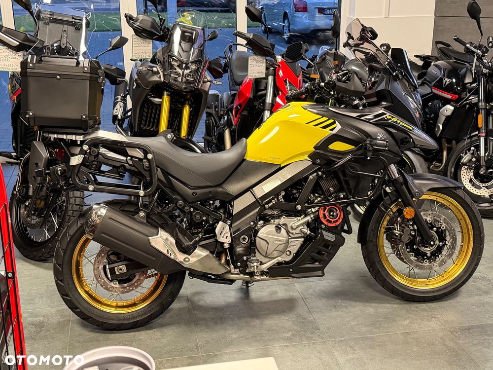 Suzuki V-STROM - 4