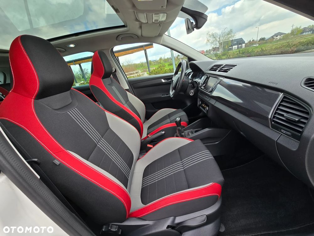 Skoda Fabia 1.0 TSI Monte Carlo - 10