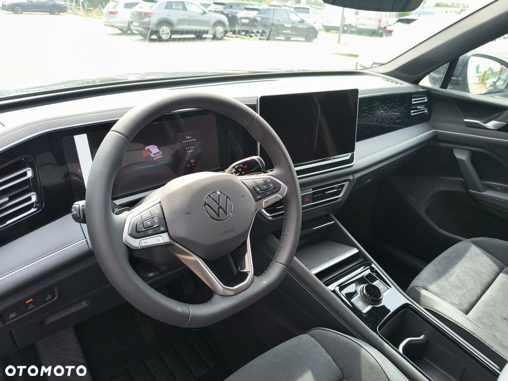 Volkswagen Tiguan - 9
