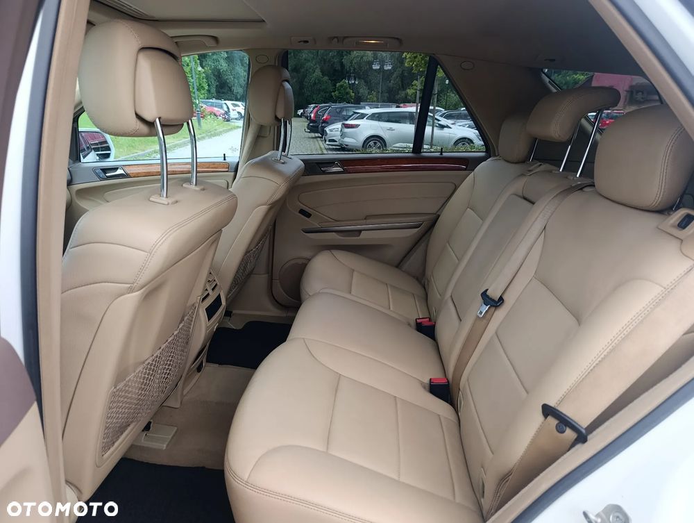 Mercedes-Benz ML 350 4Matic 7G-TRONIC - 14