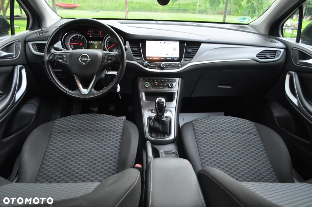 Opel Astra 1.4 Turbo Edition - 29
