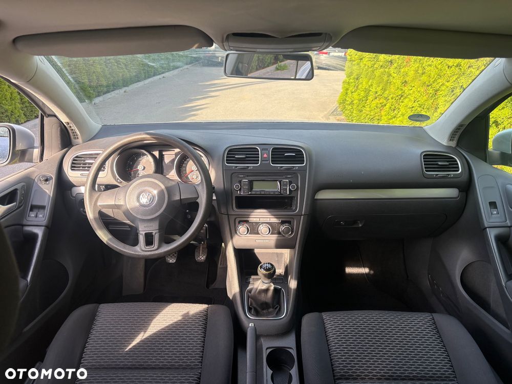 Volkswagen Golf - 9