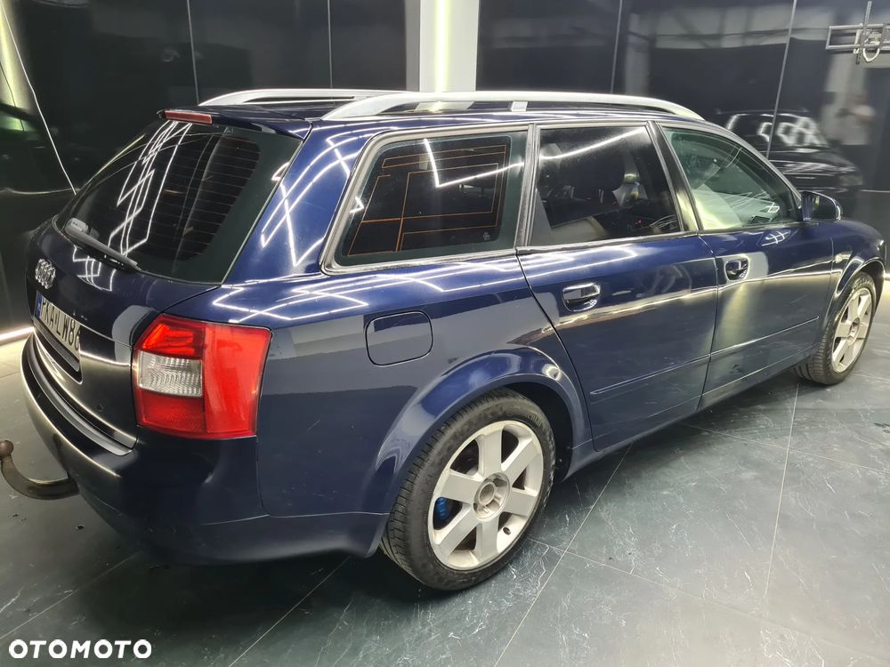 Audi A4 Avant - 9