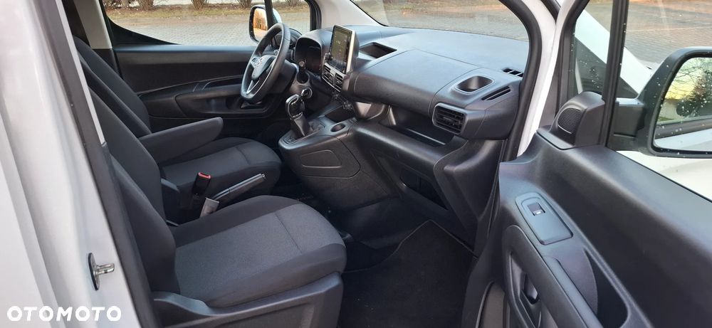 Opel Combo - 17